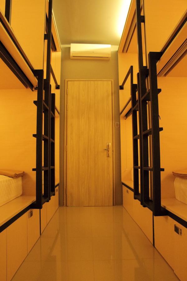 Bali Caps Hostel Kuta Lombok Εξωτερικό φωτογραφία